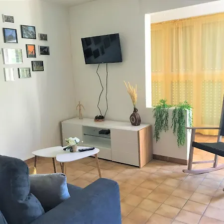 Chez Géraldine . *